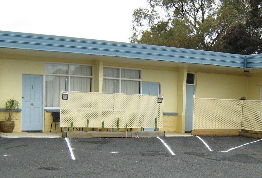 Warren Motor Inn ภายนอก รูปภาพ
