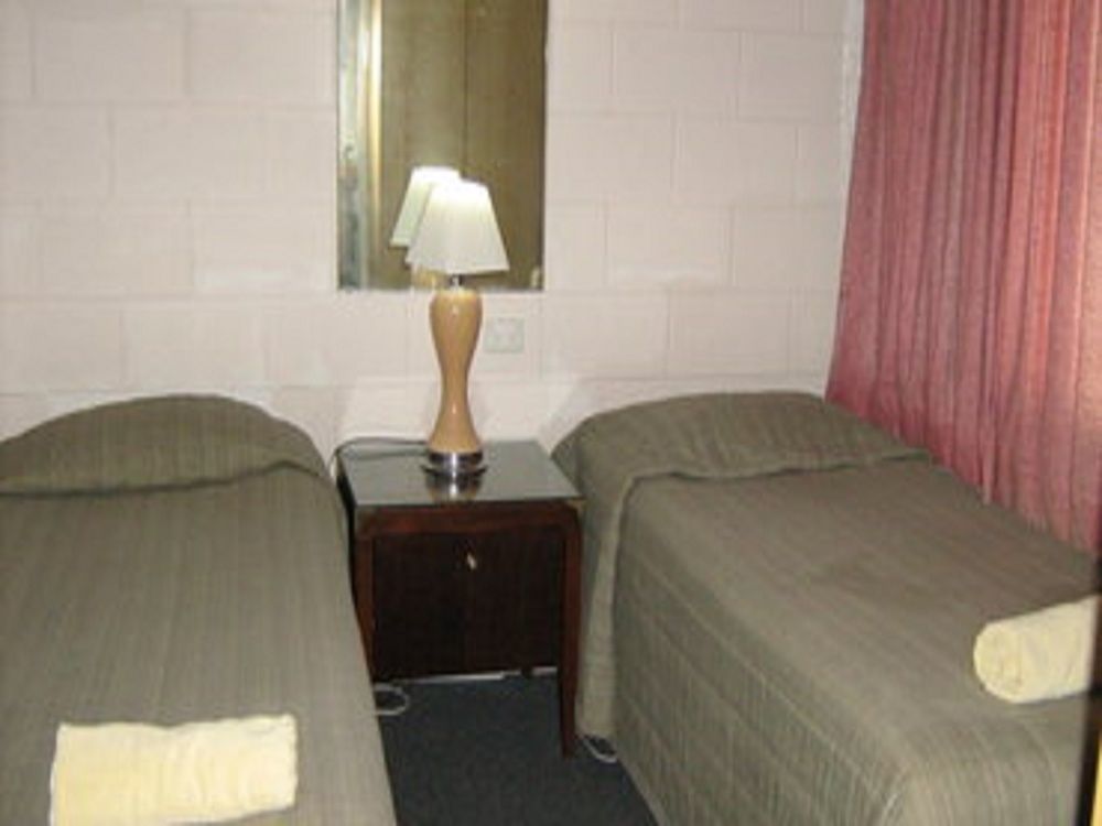 Warren Motor Inn ภายนอก รูปภาพ