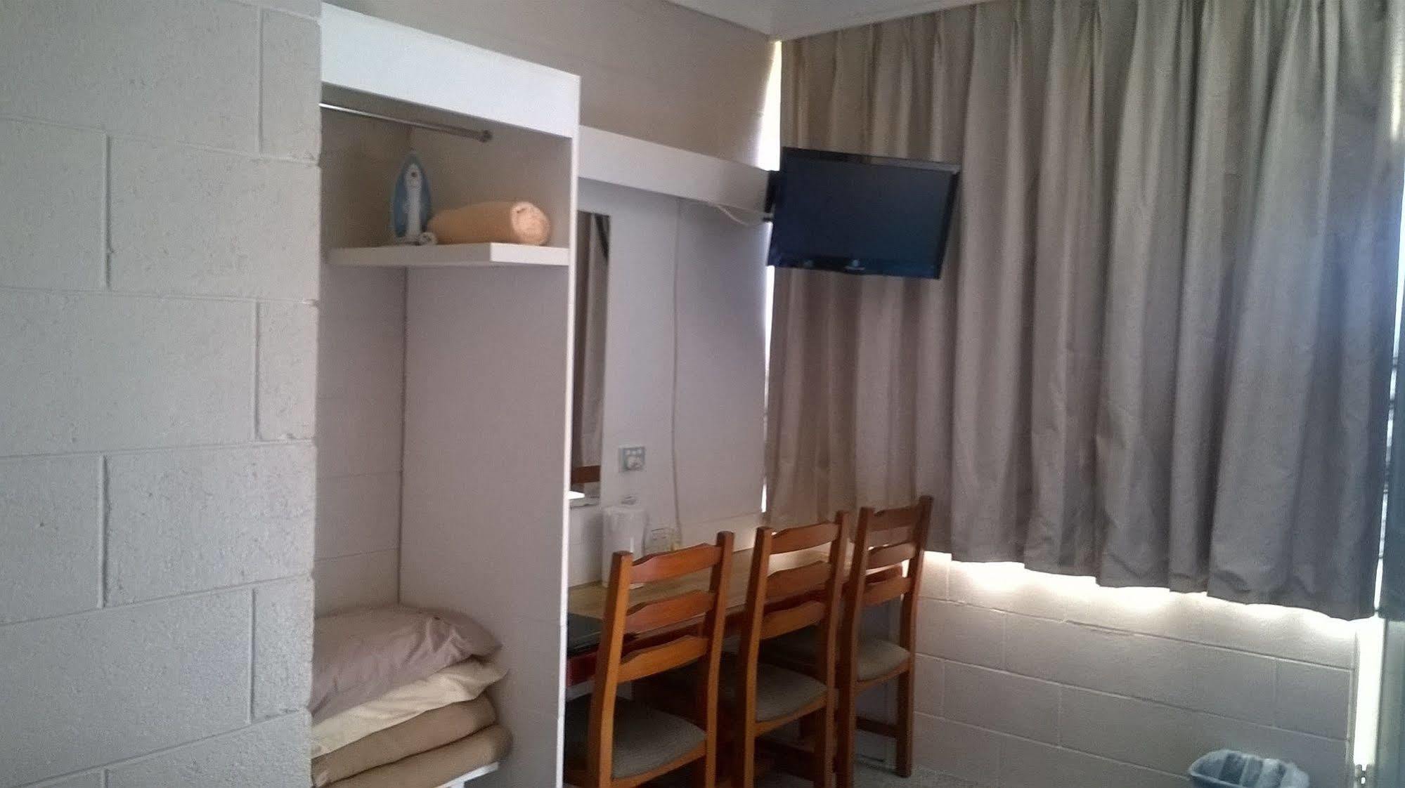 Warren Motor Inn ภายนอก รูปภาพ